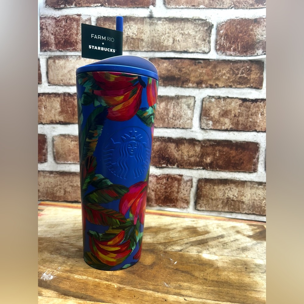 NWT Starbucks+ Farm Rio Banana Mix
Venti Tumbler Limited Edition Cold
Cup